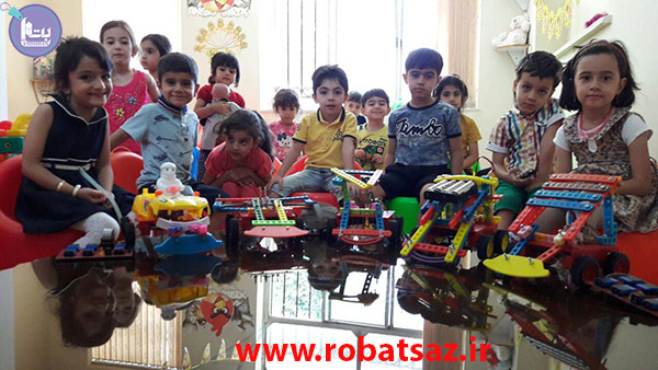  کلاس رباتیک ویژه کودکان در الیگودرز